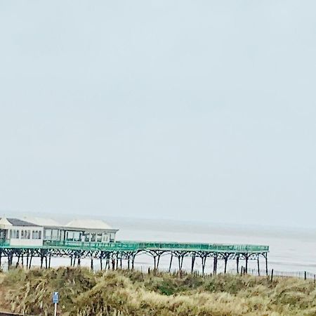 Tiny Beach House Lytham St Annes Bagian luar foto